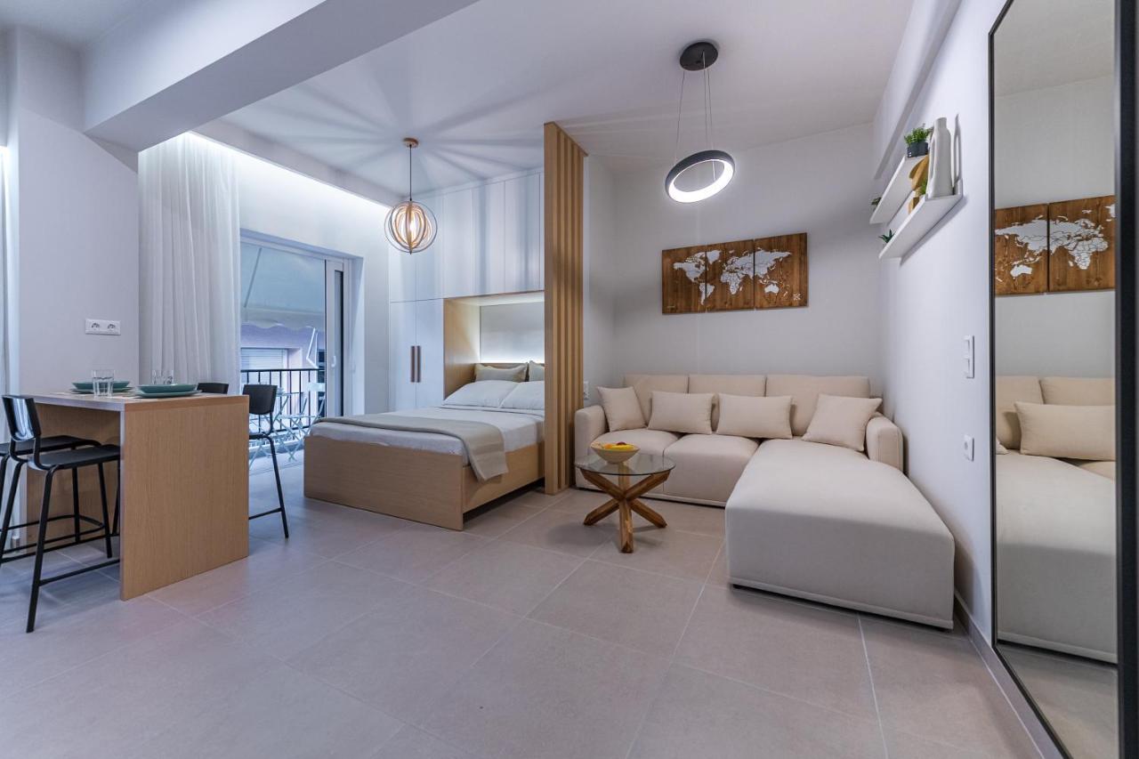Feel Like Home Athena Bagian luar foto